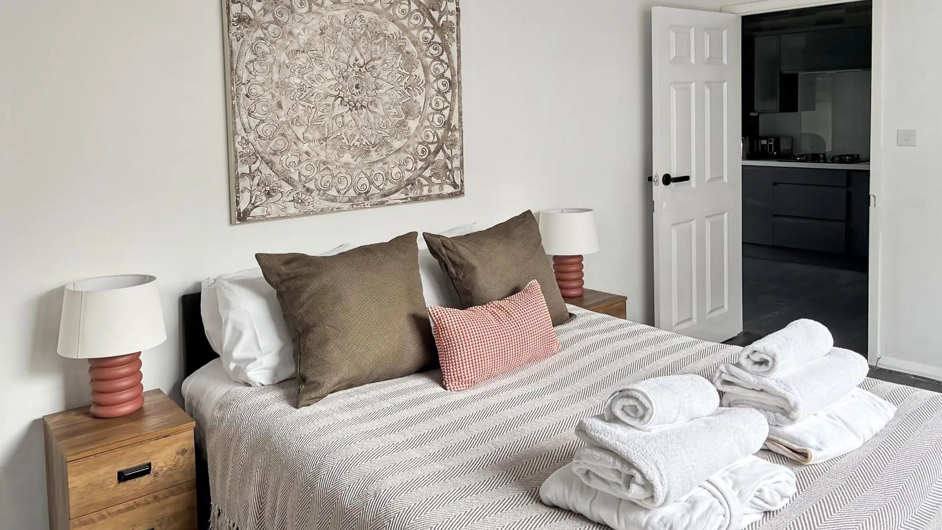 Apartamento Family Holiday Home With Hot Tub & Sauna Sleeps 8 Brighton